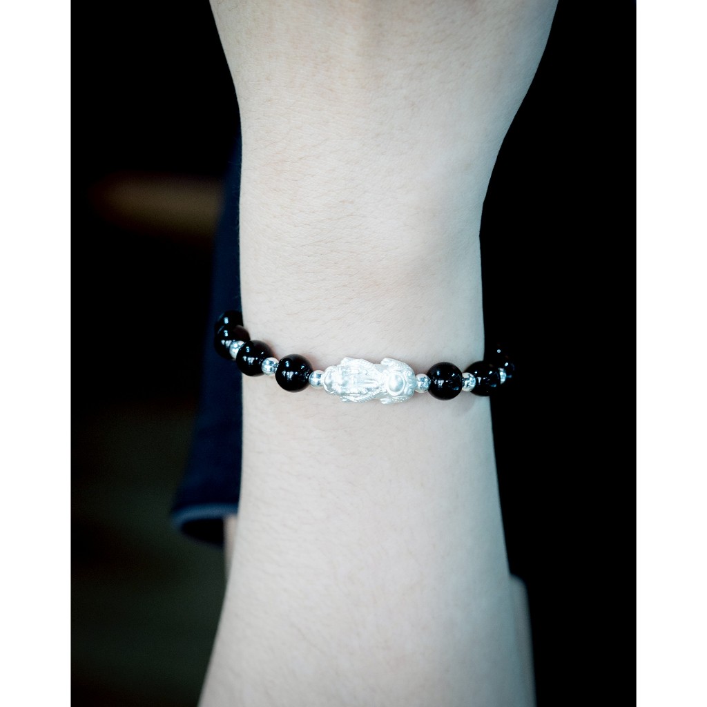 สร้อยข้อมือปี่เซียะเงินแท้ & หินนิลดำ (Pi Xiu)