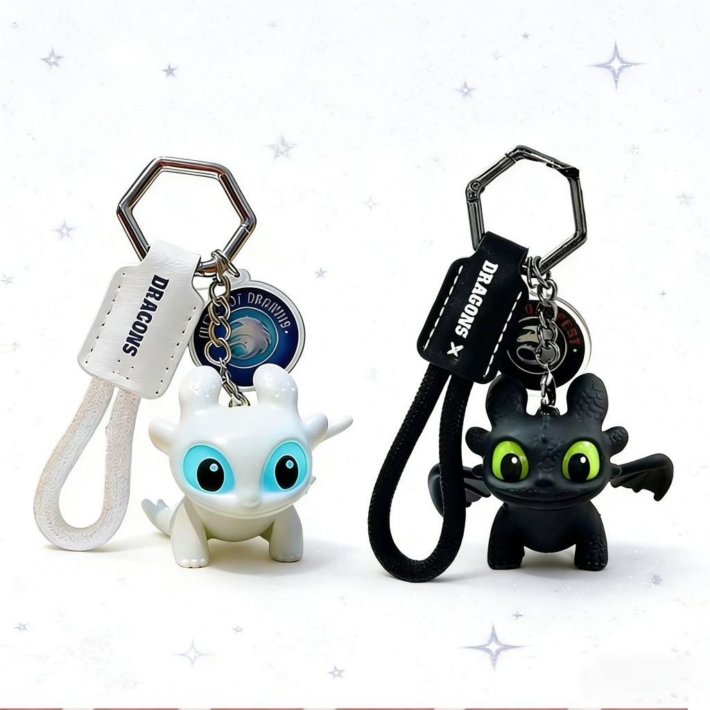 （สินค้าพร้อมส่ง）ลิขสิทธิ์แท้ How to Train Your Dragon Toothless The wings can move keychain พวงกุญแจเรืองแสง