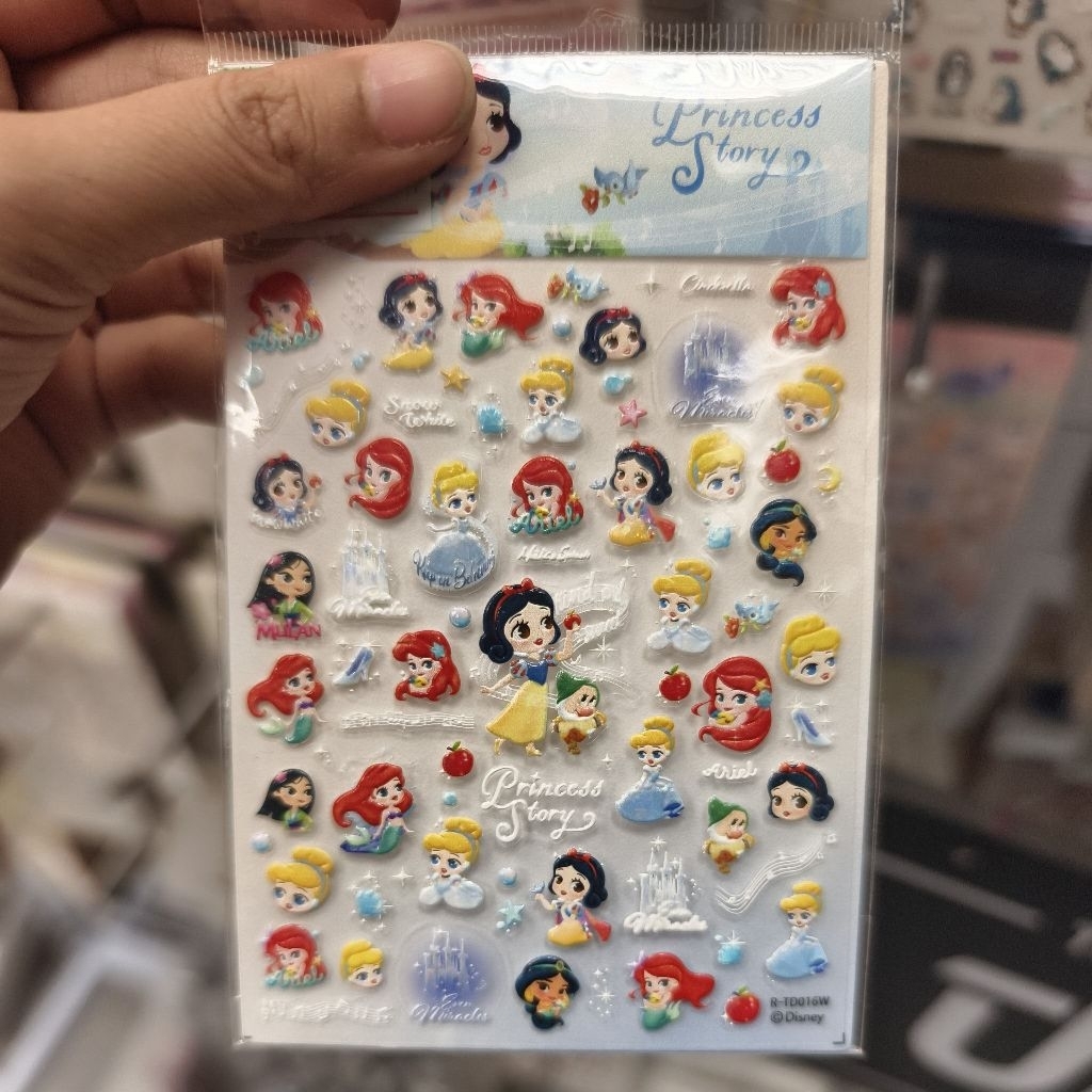 สติ๊กเกอร์ การ์ตูนดิส