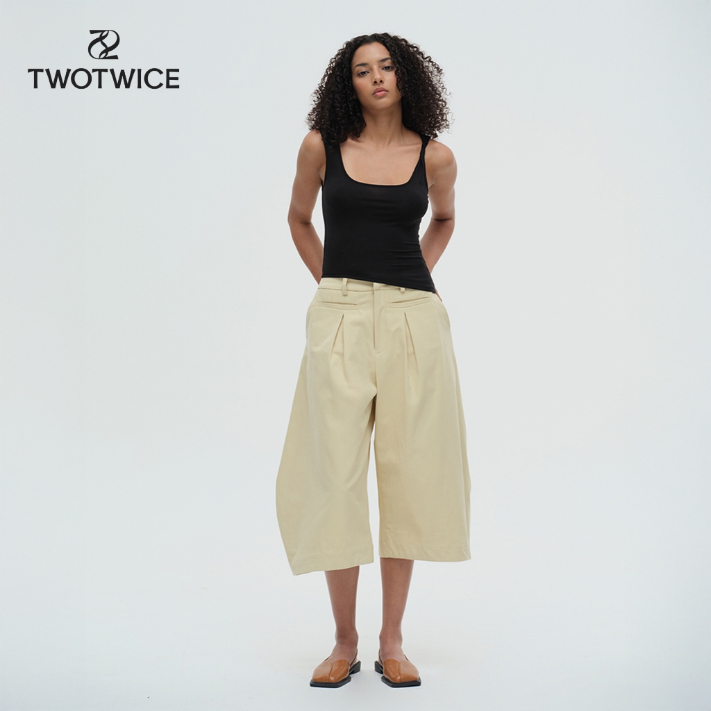 (พร้อมส่ง) Twotwice - Square Essence Twist Tee - เสื้อแขนกุดคอเหลี่ยมสาย Twist