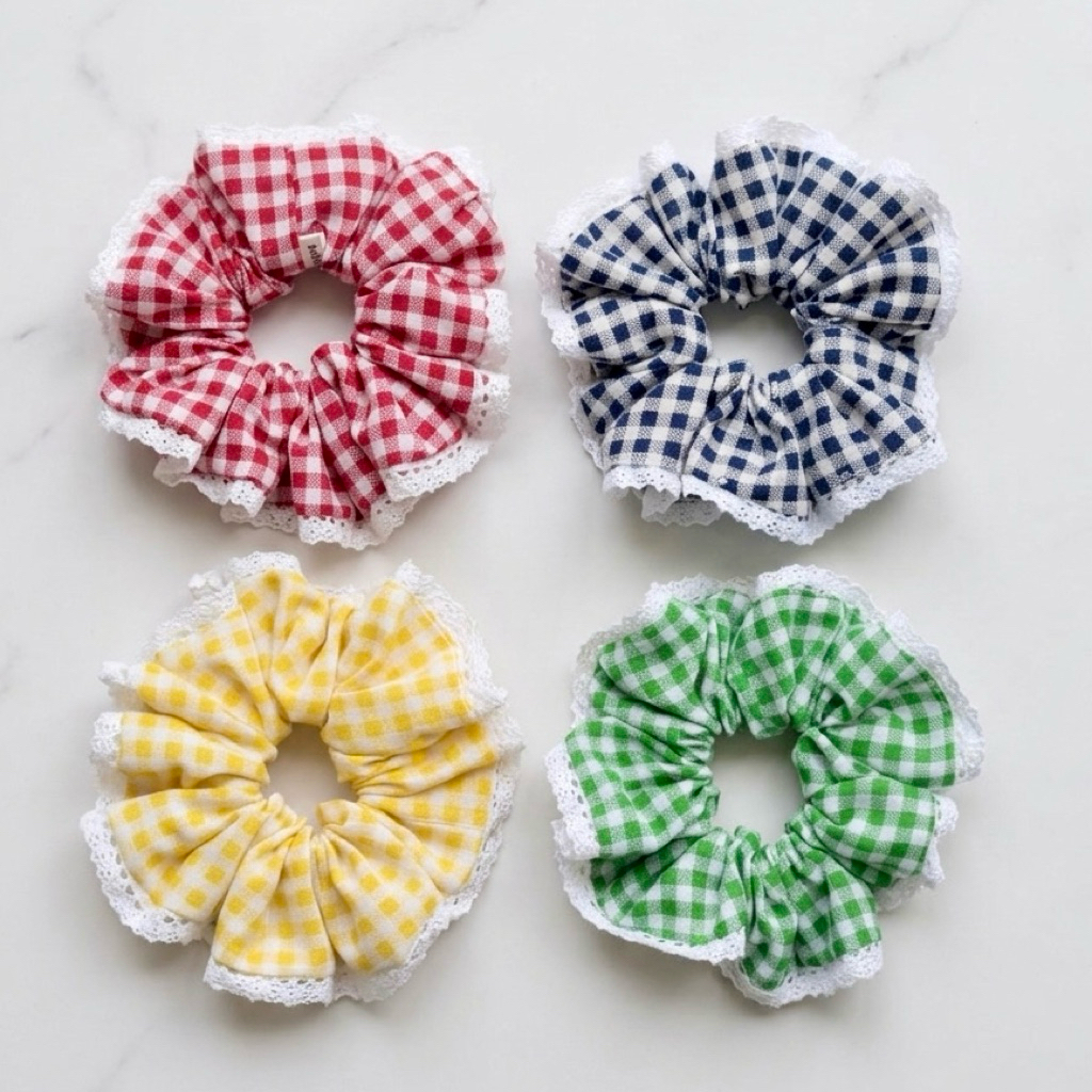 ยางรัดผม ยางมัดผมโดนัท ลายสก็อตขอบลูกไม้ MNP.CO Scrunchies🇹🇭 พร้อมส่งจากไทย🇹🇭
