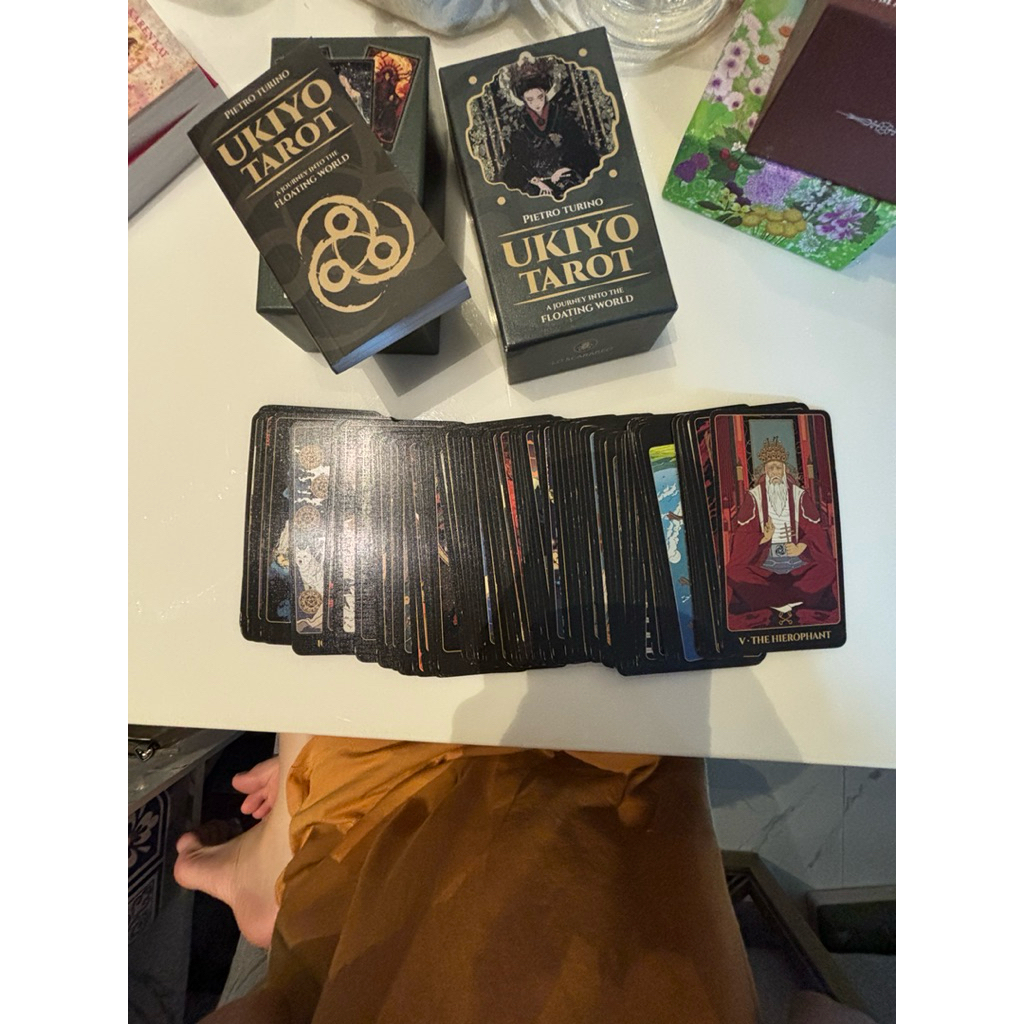 ukiyo tarot มือ2 สภาพมีตำหนิ ไผ่เต็มบ้านส่งต่อให้คนที่อยากได้ค่ะ
