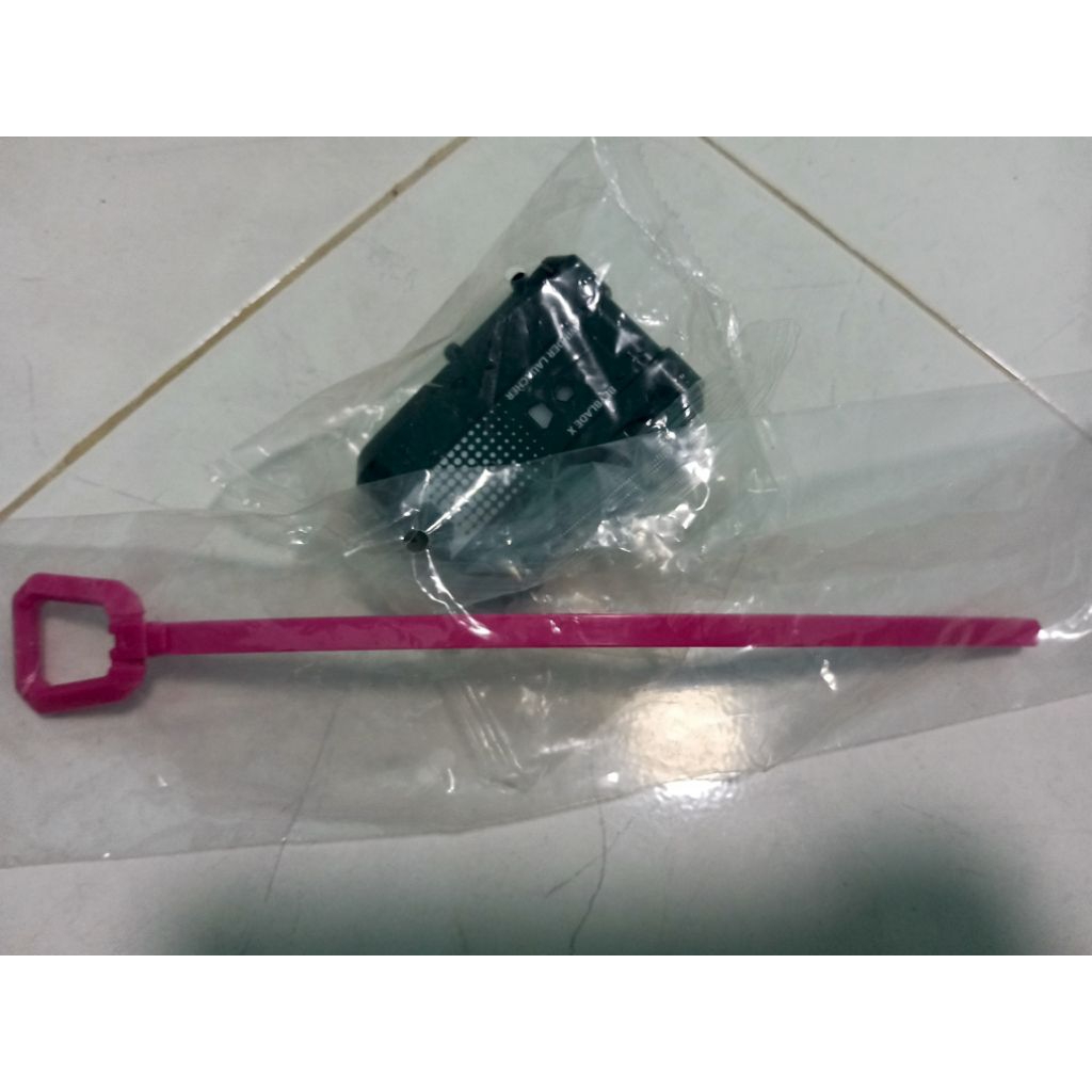 มือหนึ่ง พร้อมส่ง ที่ชู้ตแบบสาย winder launcher beyblade x