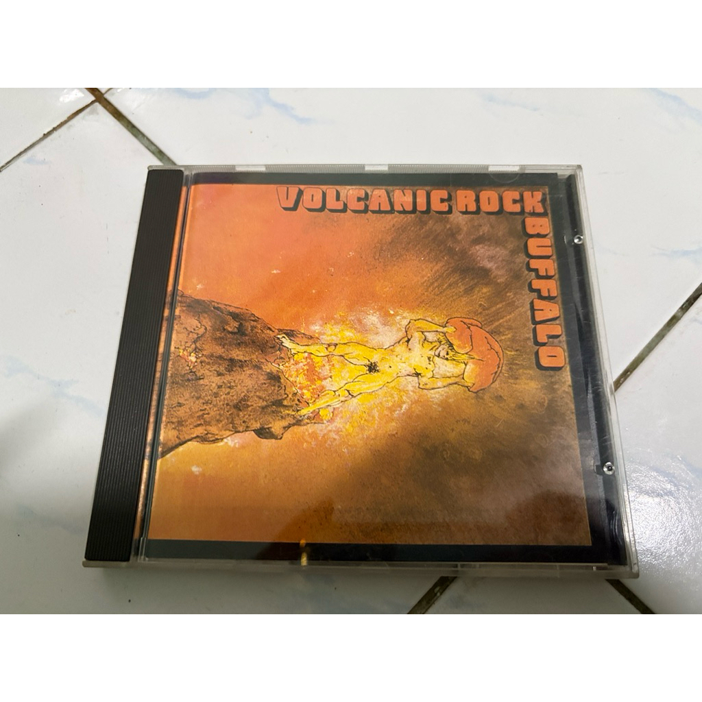 CD : BUFFALO - VOLCANIC ROCK.