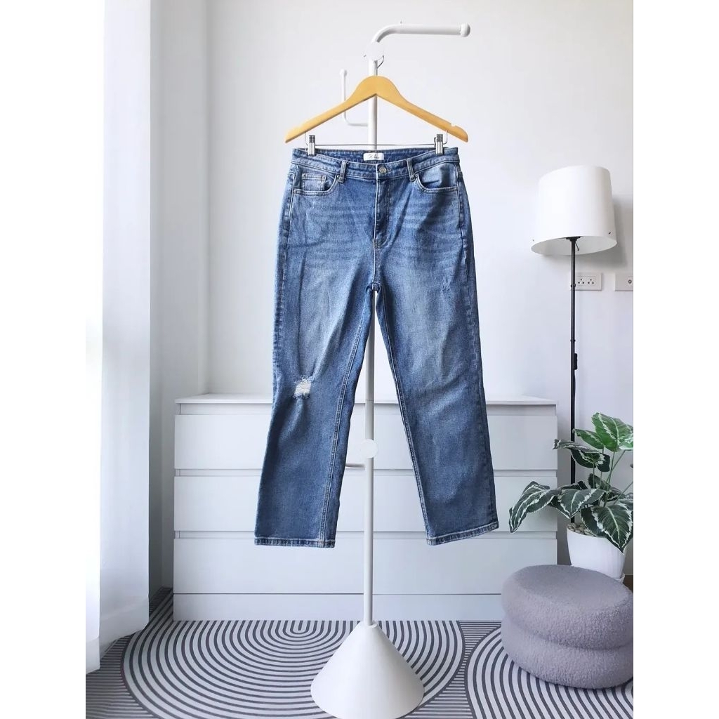 กางเกง Wara official jeans (รบกวนอ่านรายละเอียดสินค้าและตัดสินใจก่อนสั่งซื้อ สั่งแล้วห้ามยกเลิกและพร