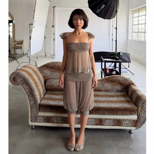 Pre-order (14-20days) แบรนด์เวียดนาม Powrofficial | LORAH TOP & LORAH CAPRI PANTS