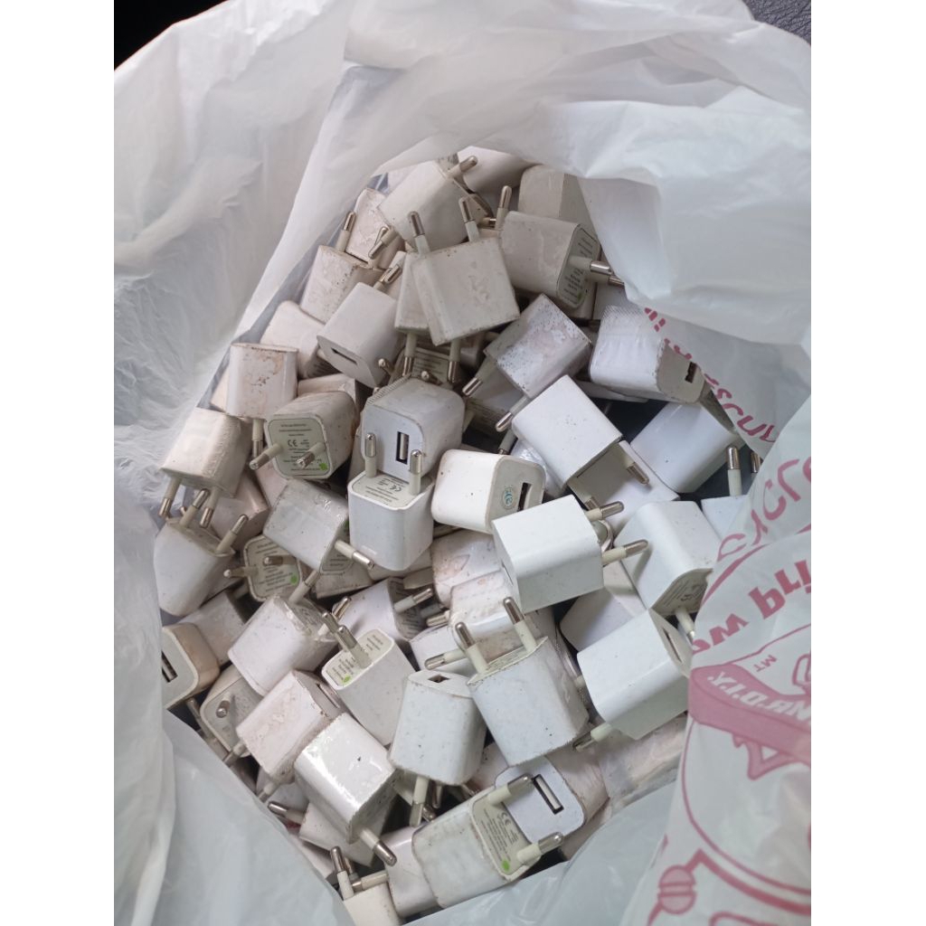 หัวอะแดปเตอร์เก่าเก็บเหมาเป็นชุด(ชุดละ12ชิ้นคละ)