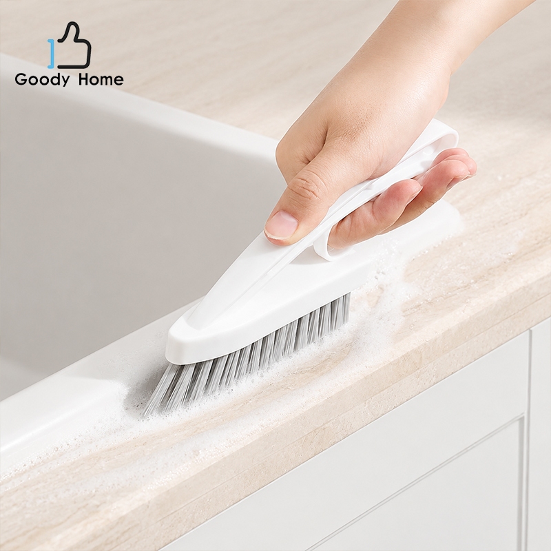 Goody Home แปรงพลาสติก ออกแบบรูปตัว V  มีด้ามจับ
