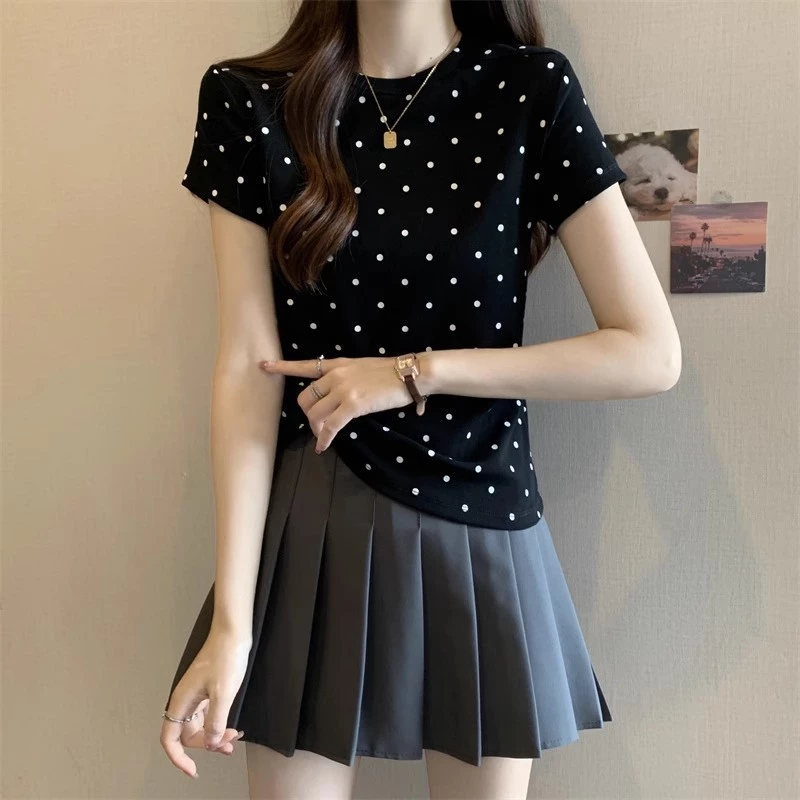 พร้อมส่งในไทย*** เสื้อยืดลายจุดสีพื้น เสื้อคอกลมผู้หญิง ผ้าแบบนิ่ม Y353
