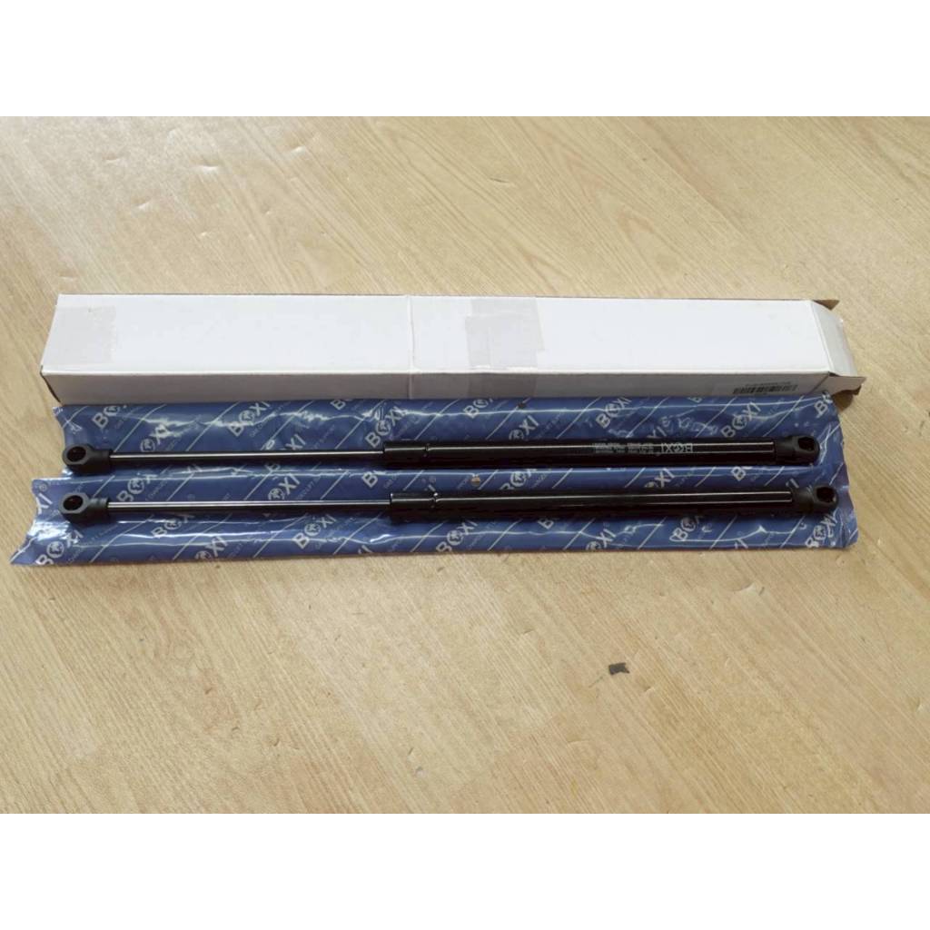 โช้คค้ำฝาท้าย Volkswagen Scirocco ปี 2008 - 2015