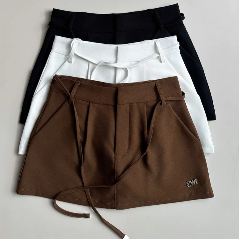 Geschwisters "Pena Skirt" เอวต่ำใต้สะดือ ผ้าพรีเมี่ยมมีซับในเนื้อผ้าเดียวกับกางเกง