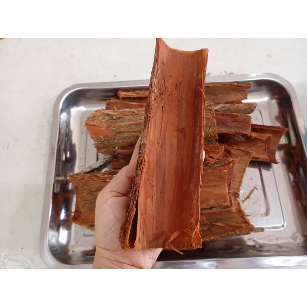 (500กรัม)สีเสียดไทย นิยมใช้เป็นยาสมานแผลและกินกับหมาก
