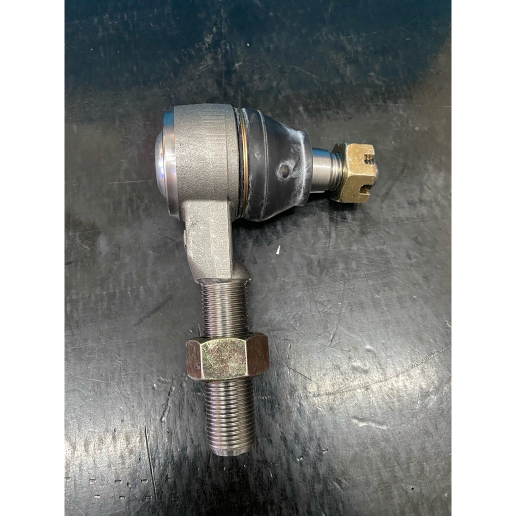 ลูกหมากคันชักข้างขวา NH TC38R-TC48R 1ชิ้น
