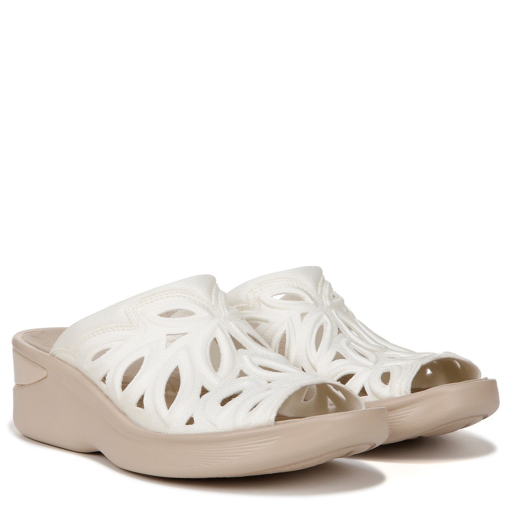 BZEES by NATURALIZER รองเท้ารุ่น 'Suzie' Sandals (NIS34)