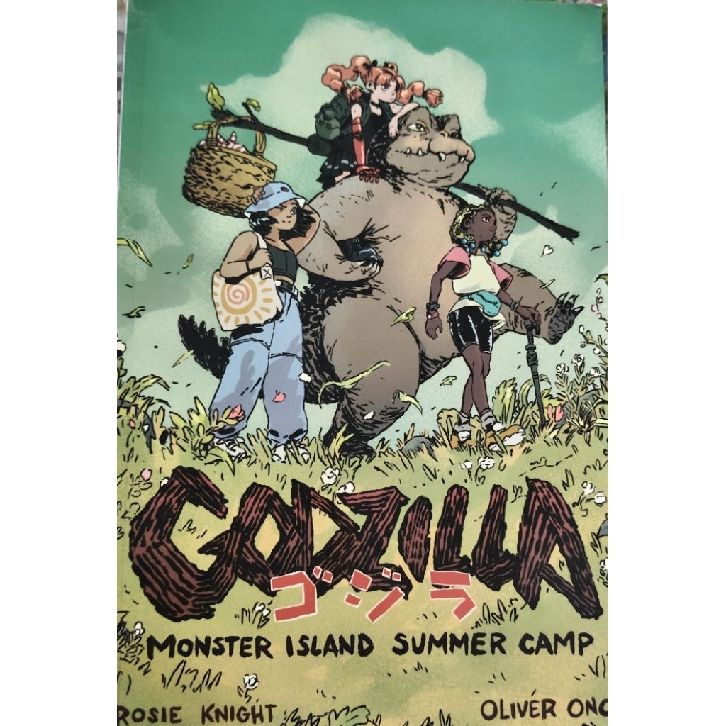 Godzilla: Monster Island Summer Camp / Rosie Knight / ภาพประกอบโดย Oliver Ono หนังสือการ์ตูนภาษาอังก