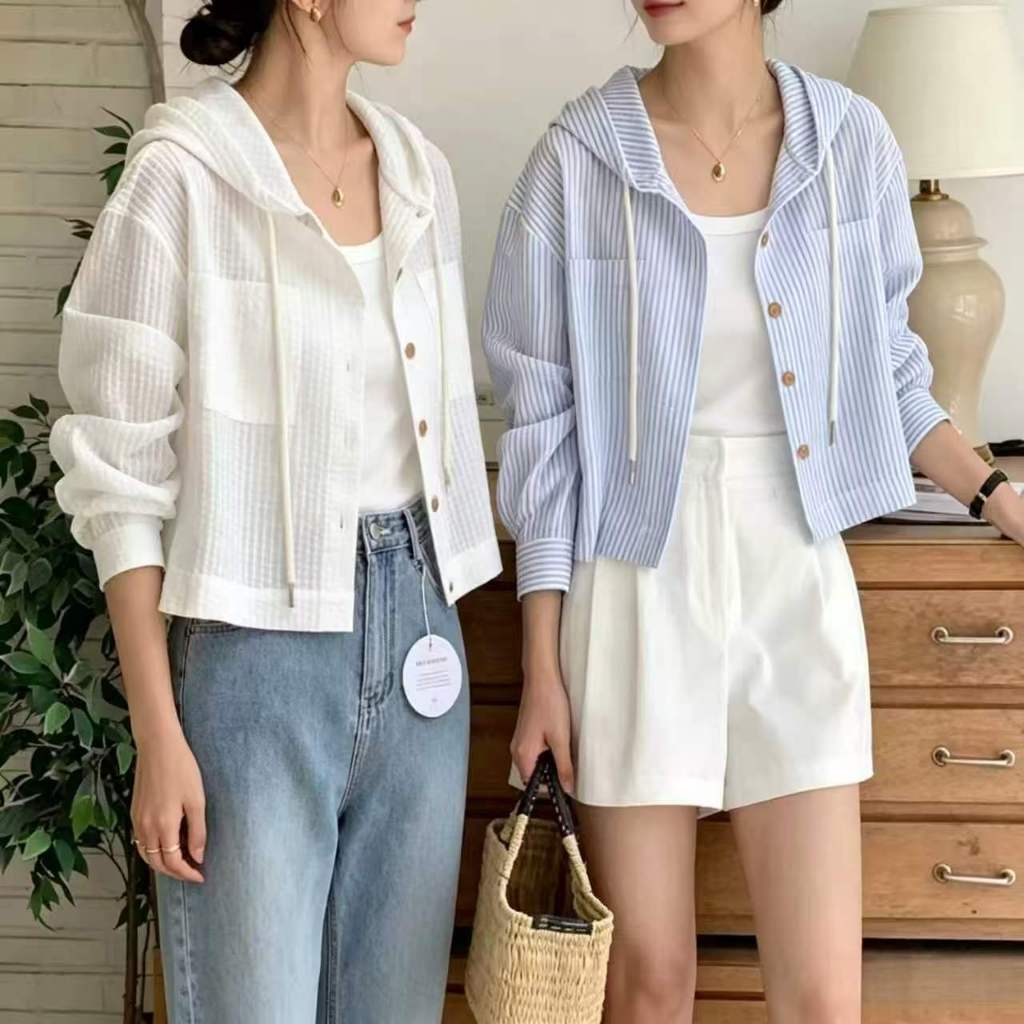 เสื้อเชิ้ตลายทางอเนกประสงค์ฤดูร้อน เสื้อตัวสั้นลำลอง เสื้อแขนยาวทรงหลวมมีฮู้ด【CSND】