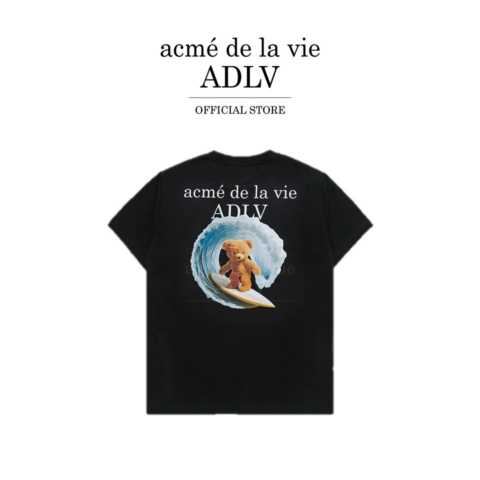 ADLV [acme de la vie] เสื้อยืด Oversize รุ่น Surf Bear Short Sleeve T-Shirt Exclusive Black (50311SSFSSU_S6BKXX)