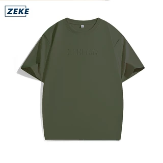 ZEKE A9104 เสื้อยืดผู้ชายแขนสั้น แผ่นปะโลโก้ลายนูน 3D ทรงโอเวอร์ไซซ์