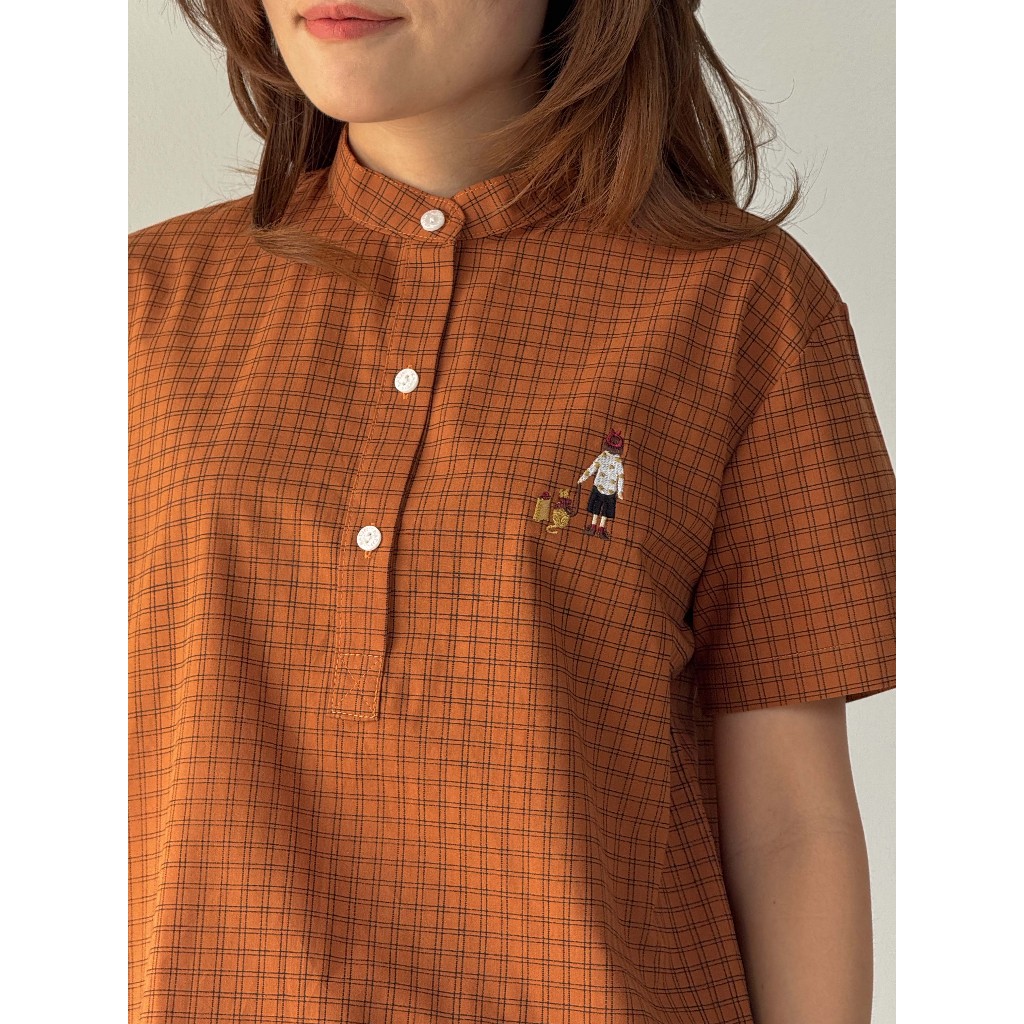 katji / พร้อมส่ง Taru Shorto เสื้อคอจีน ปักลาย