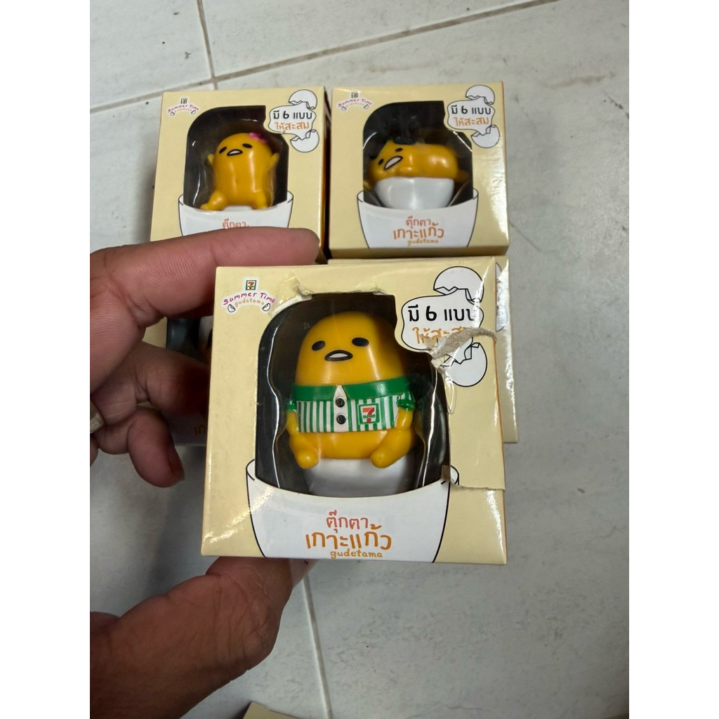 ตุ๊กตาเกาะแก้ว Gudatama x 7-eleven ยกบ็อก