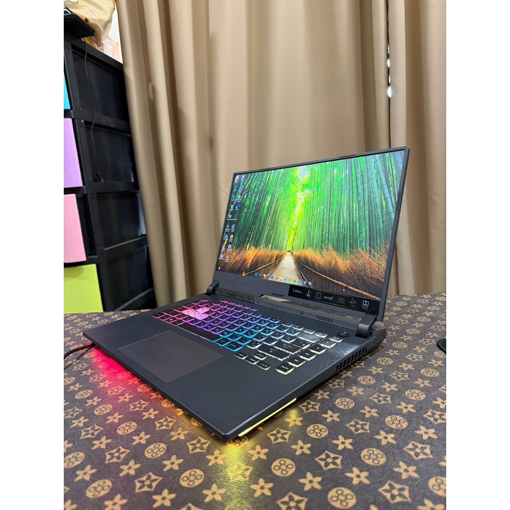Notebook Asus ROG Strix G15 G513RC-LP179W แรม 16GB ddr5 พร้อม RTX3050 ทำงาน เล่นเกม ลื่นมากก สอบถามไ