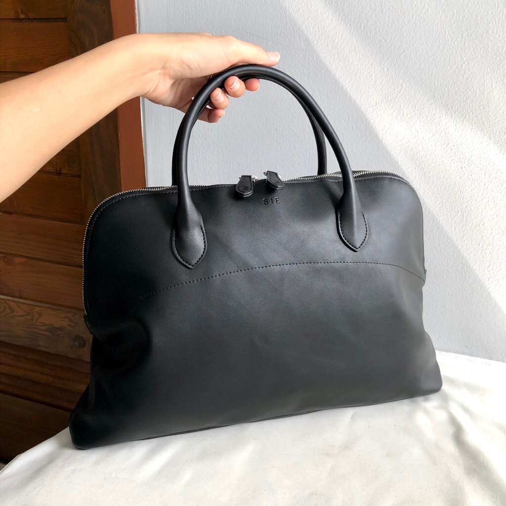 SIE รุ่น Laptop Tote Bag มือสองของแท้ 💯