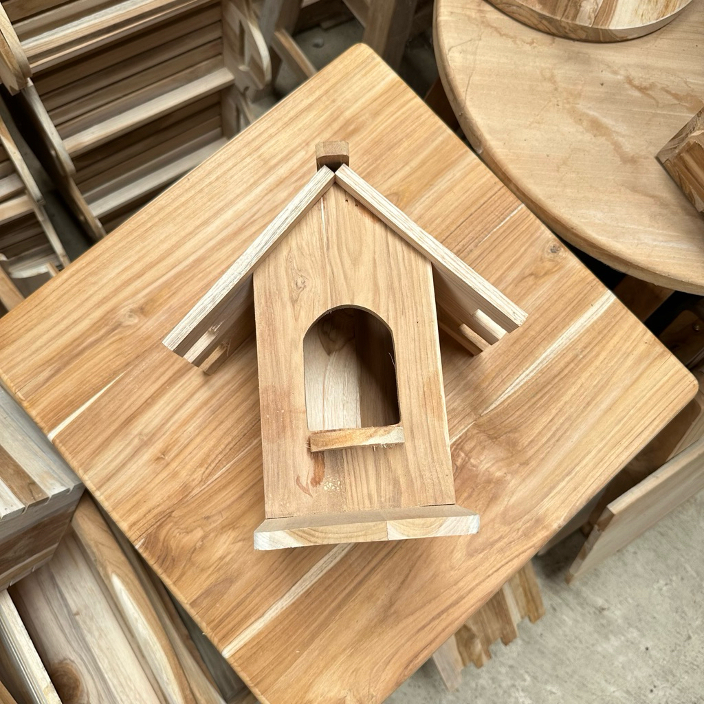 บ้านนกไม้สัก บ้านกระรอก บ้านไม้ขนาดเล็ก (งานไม้ดิบ)