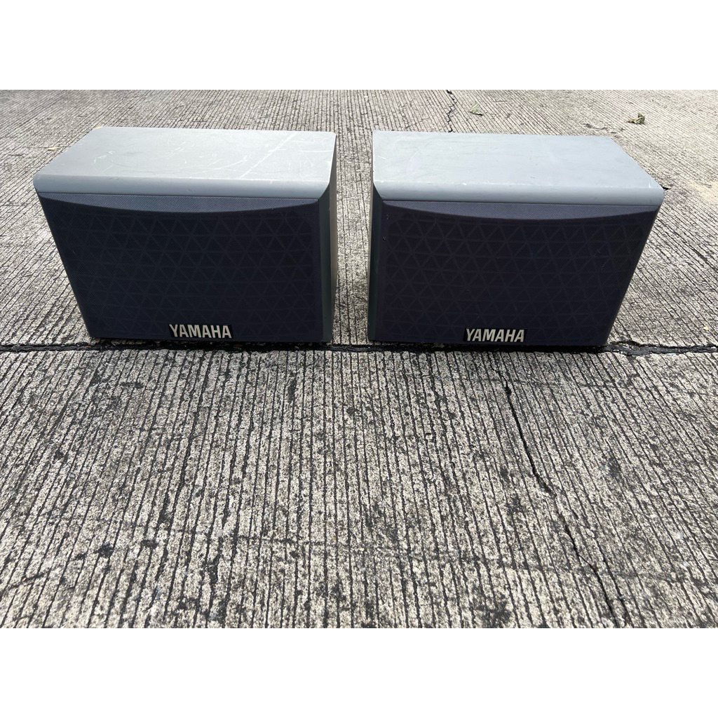 ลำโพงคาราโอเกะ Yamaha รุ่น KMS-305 มือสอง