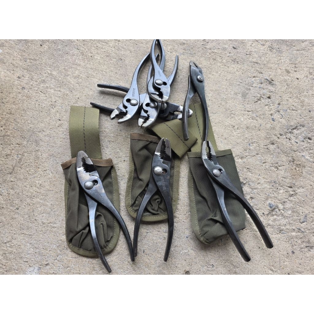 J.P. Danielson Co. 6 3/4" Slip Joint Angled Jaws Pliers Jamestown USA/U.S.Military Wire Cutter Belt 