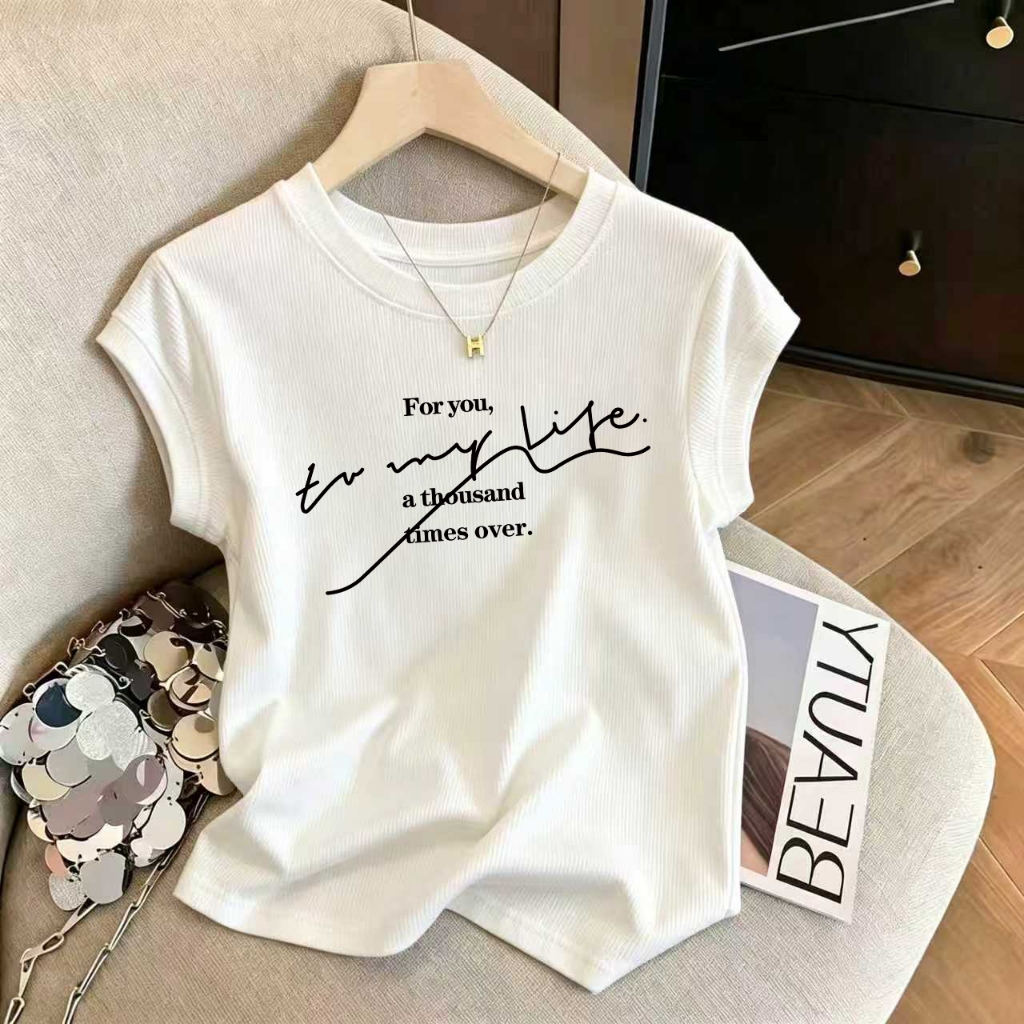เสื้อยืดผู้หญิงทรงรัดรูป แขนสั้น ไซส์ M-3XL มีให้เลือกหลายสี จัดส่งในกรุงเทพ