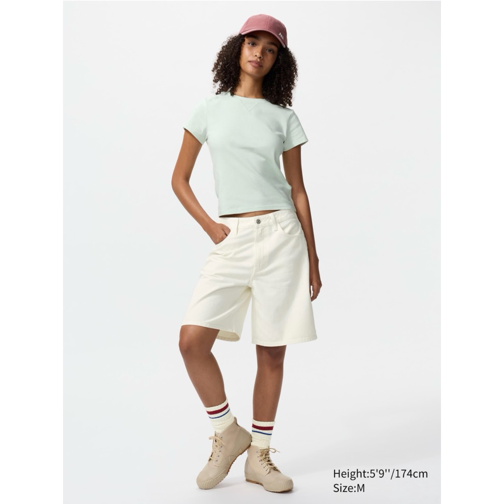 เสื้อยืด ทรงมินิ Uniqlo