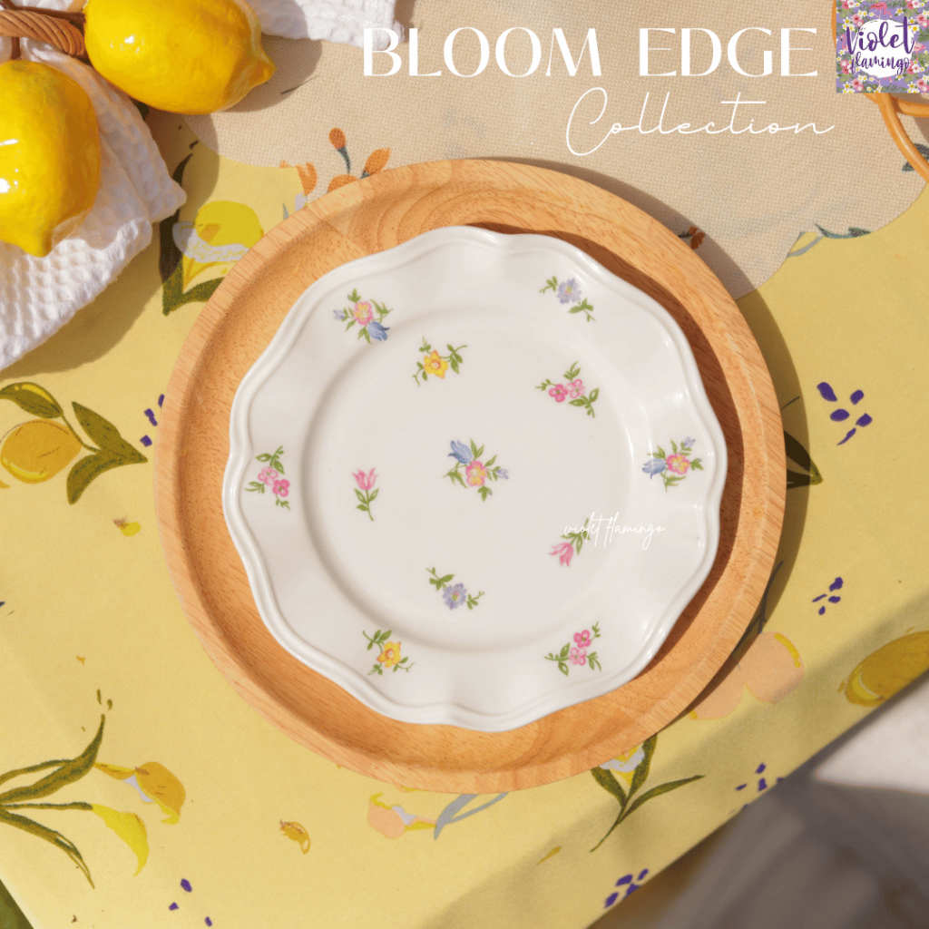 Violet Flamingo จานเซรามิก Bloom Edge ขอบทรงดอกไม้บาน ลายดอกไม้ จานโบว์ สไตล์เกาหลี | Bloom Edge Floral Ceramic Plate