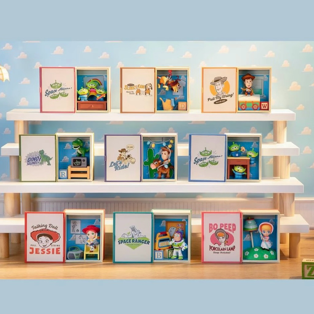 (🖼️🛌พร้อมส่งด่วนในไทย) แบบสุ่มโมเดล : Toy Story - Andy's Room Series