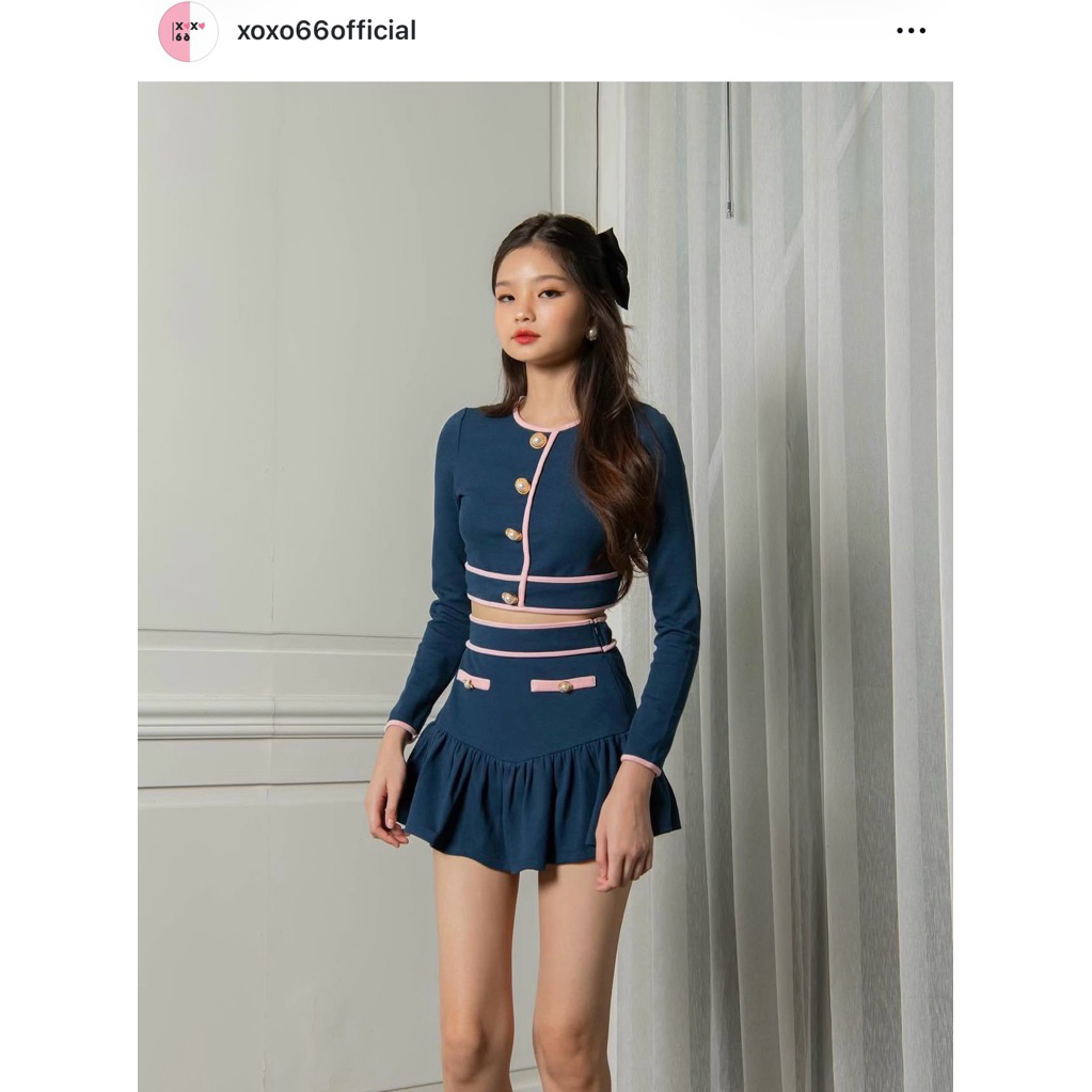 xoxo66 ชุดเซ็ท เสื้อครอปแขนยาว กระโปรงสั้น Lovely and Classy ด้านในเป็นกางเกง แบรนด์ xoxo66 official