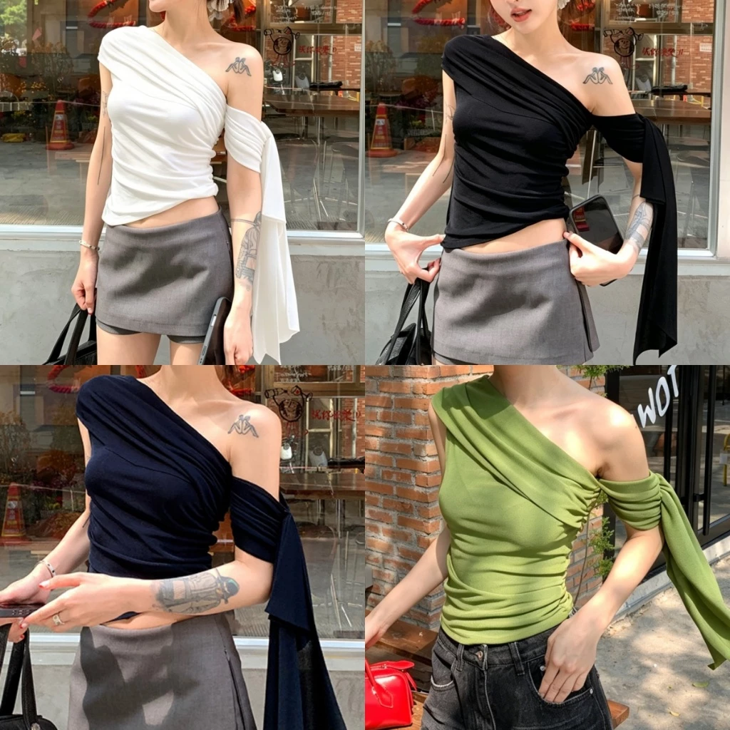 Beryl พร้อมส่ง เสื้อครอปผู้หญิง เสื้อยืดไหล่เปิด ดีไซน์ไหล่เฉียงพร้อมผ้าคล้องไหล่ ผ้ายืดนุ่มใส่สบาย