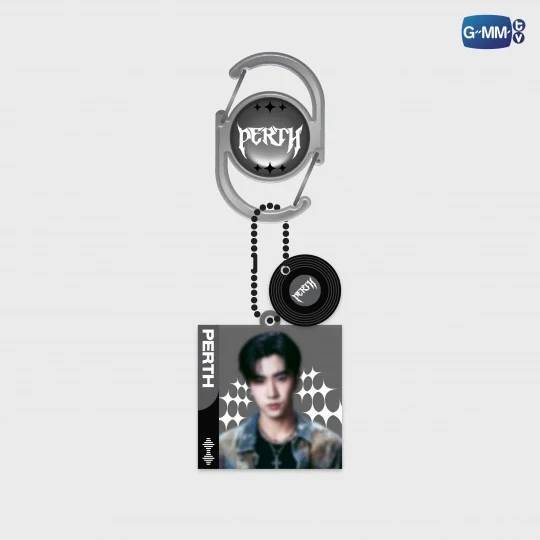 <พร้อมส่ง> PERTH TANAPON CARABINER KEYCHAIN | RISER CONCERT : THE FIRST RISE  พวงกุญแจ #Riser  #Pert