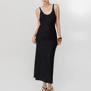 Felt.bkk Linden Dress เดรสแขนกุดขอบลูกไม้มีเชือกผูกเอวเพิ่มสัดส่วน