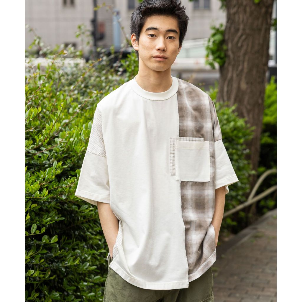 niko and ... เสื้อคัตซอว์ บางเบา Checkered panel dolman T-shirt