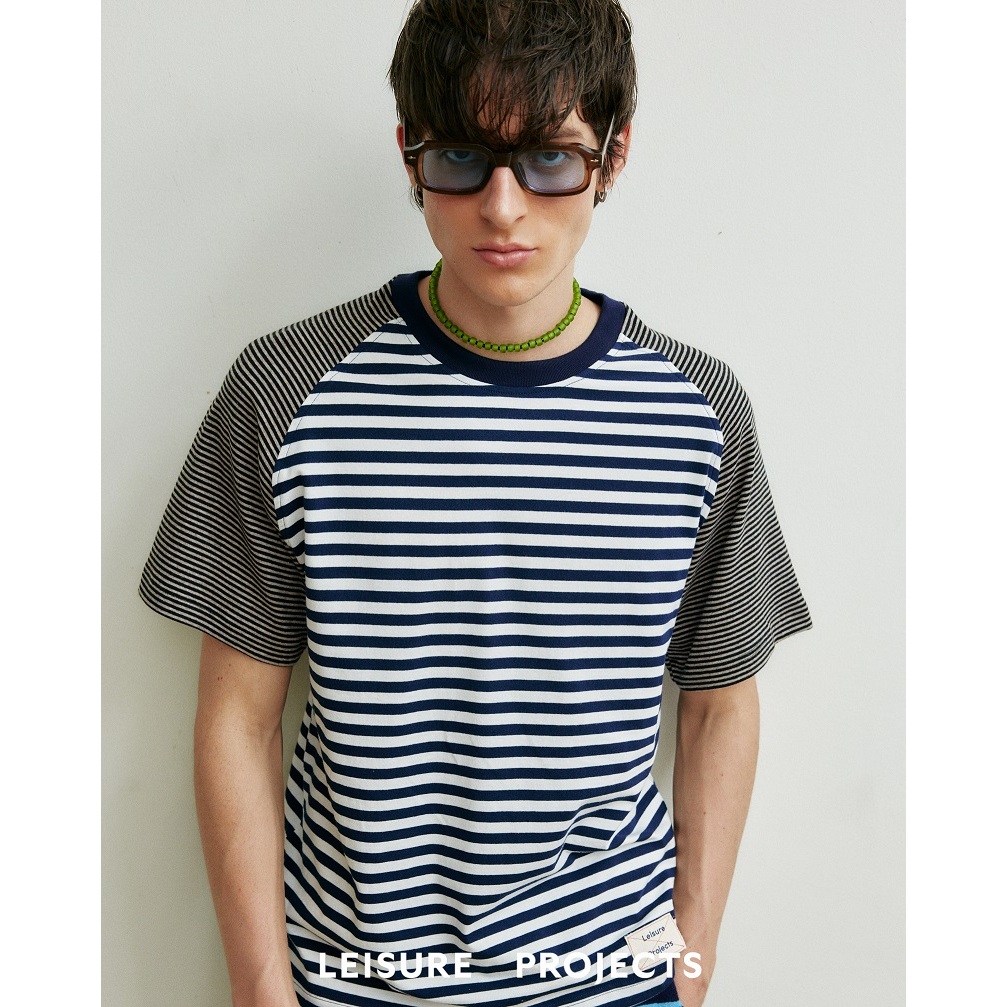 (LEISURE PROJECTS) Raglan Stripes Half Sleeve T-Shirt เสื้อยืดเเขนสั้นทรง raglan oversize ปัก Logo "