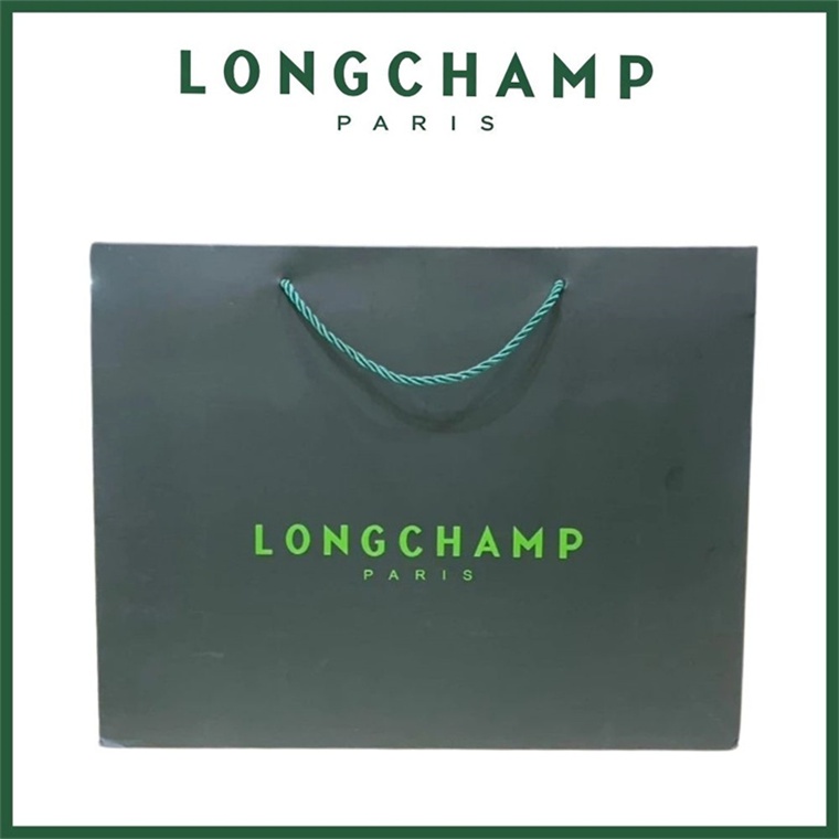ถุงกระดาษของ Longchamp จะแถมให้ฟรีเมื่อซื้อกระเป๋าที่ตรงกับรุ่นสินค้า
