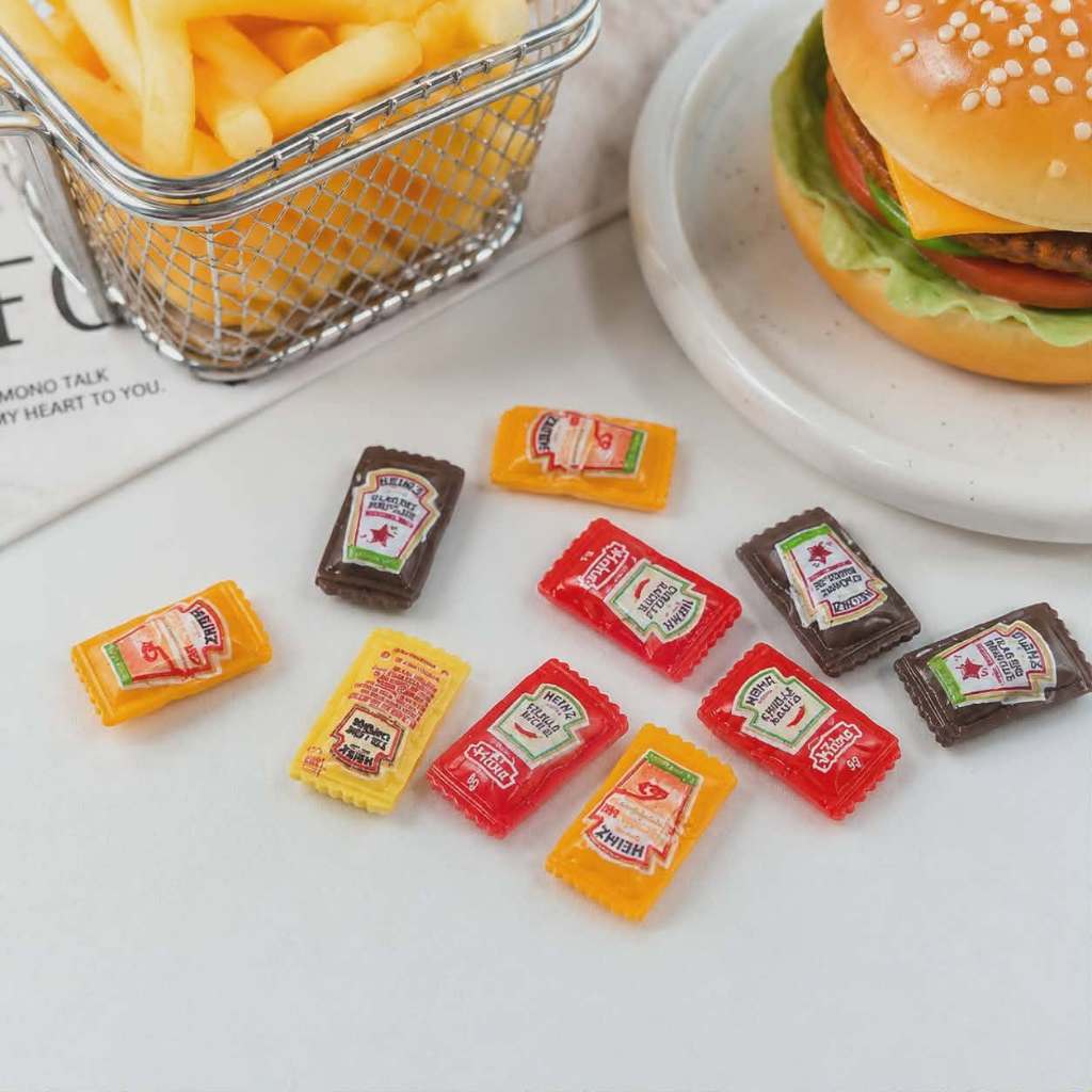 J226/5 ซองซอสของเล่นจิ๋วเรซิ่นแพ็คละ 10 ชิ้น