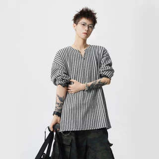 💥BecoolMan💥วินเทจสไตล์อเมริกัน คอวีแขนยาว เนื้อรูปร่างก้างปลา เสื้อยืดทรงหลวม แมทช์ง่าย คู่รัก การพักผ่อน เทรนด์