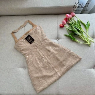 KITTI -T Dress เดรสสั้นเข้ารูปทรงเอที่ช่วยเน้นช่วงเอวให้ดูคอดและพรางสะโพก