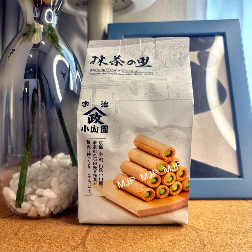 Matcha cream roll จากแบรนด์ Yamamasa Koyamaen ขนมหวานอบกรอบ สอดไส้ครีมมัทฉะ สินค้าพร้อมส่ง
