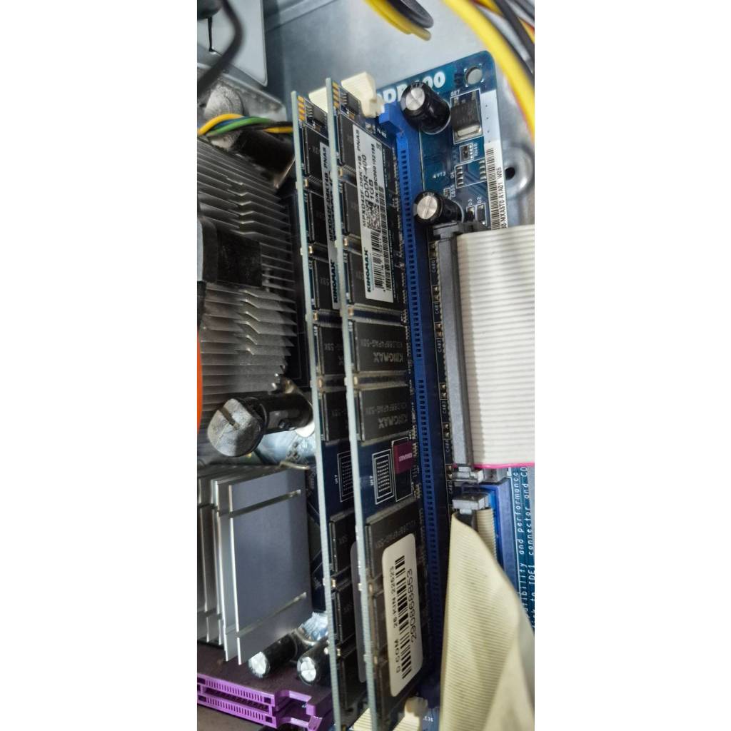 1 GB PC DDR/400 KINGMAX มือสอง ทดสอบแล้วใช้งานปกติ
