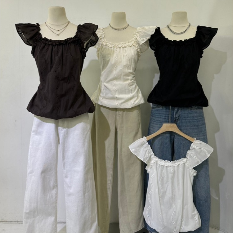 M2216 เสื้อครอปแขนตุ๊กตาฉลุลายสุดคิ้วท์