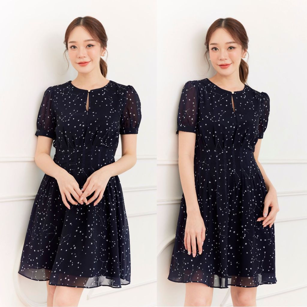 Cheryl brand - Margaret Star Dress in Dark Navy / เดรสสีกรมท่า ดีไซน์ลายพิมพ์ดวงดาว