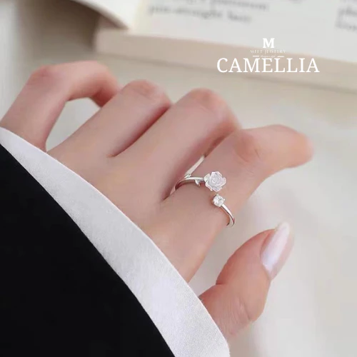 MEET💕แหวนเงินแท้ Camellia แหวนผู้หญิง แหวนเงินแท้ แหวนปรับขนาดได้ แหวนเรียบหรู แหวนแฟชั่น