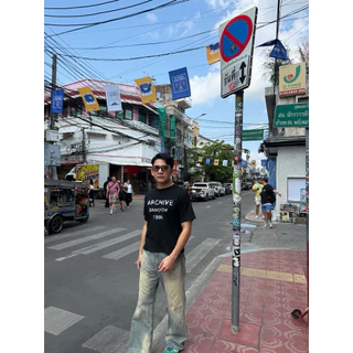 Mushroom.store เสื้อ Boxy ลาย Archive bangkok 1990