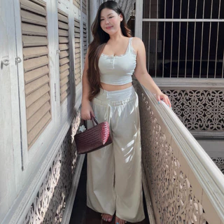 𝐂𝐡𝐨𝐮𝐱 𝐂𝐫𝐞𝐚𝐦 𝐒𝐞𝐭 (plussize)🧁🍒เสื้อสายเดี่ยวลูกไม้ + กางเกงเอวแต่งกระดุม มีดีเทลระบาย น่ารักๆ